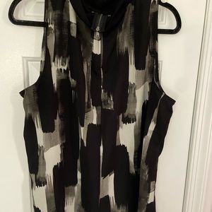 Simply Vera Wang 1x top   or Sleeveless Turtleneck back zip black and white